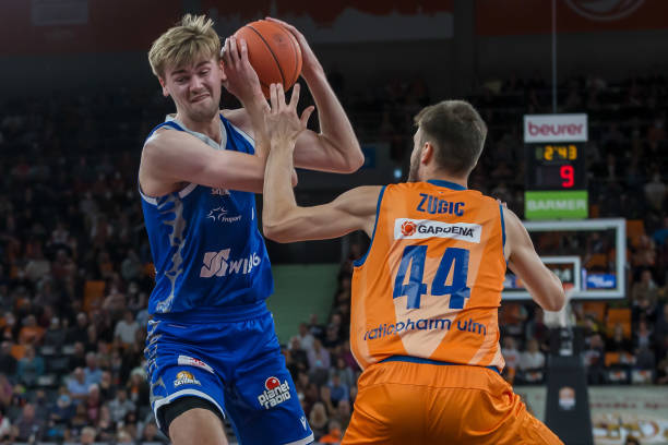 也突显出了 也突显出了