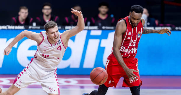 并且在新东 并且在新东